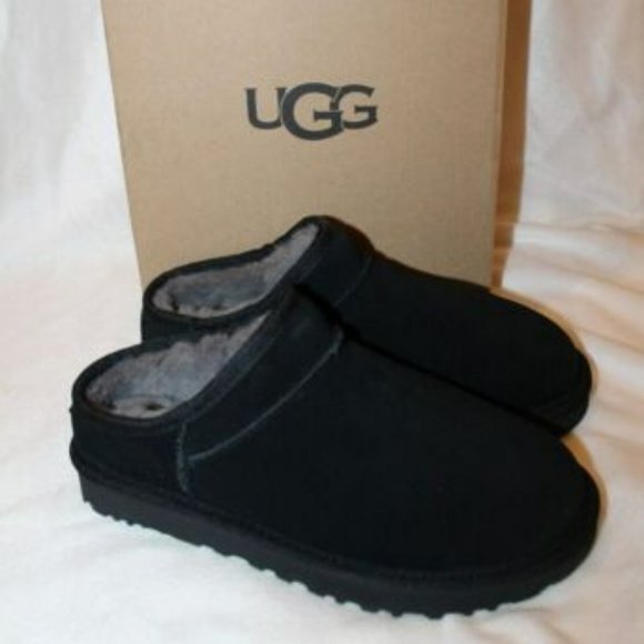 NIB UGG WOMEN'S CLASSIC SUEDE SHEARLING LINED SLIPPERS BLACK - Picture 2 of 7